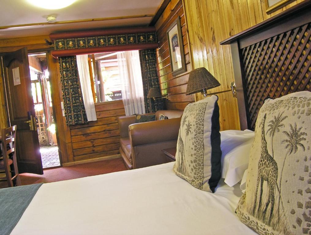 The Graywood Hotel Knysna Room photo